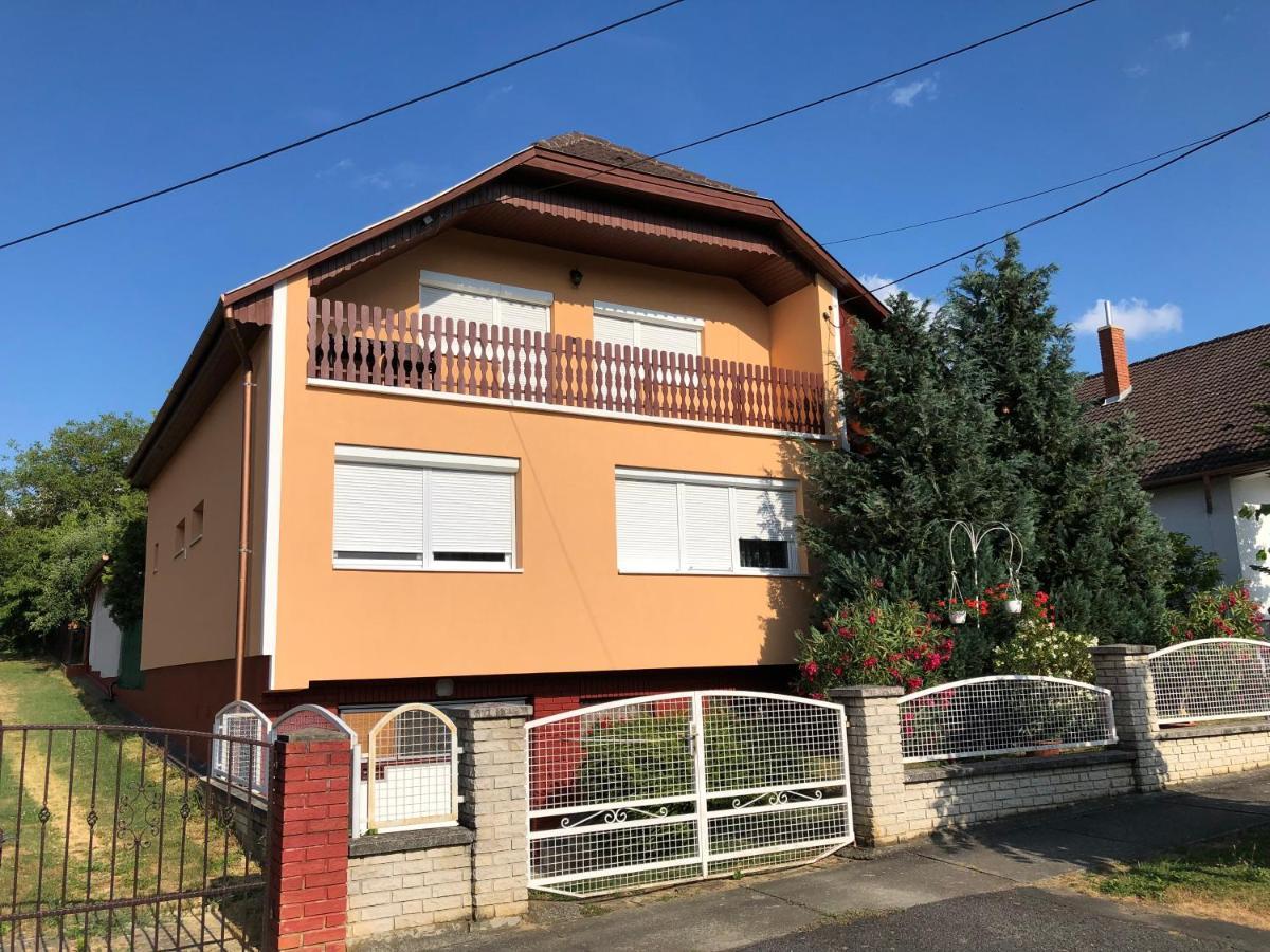 Zsuzsi Apartman Zalakaros Zewnętrze zdjęcie