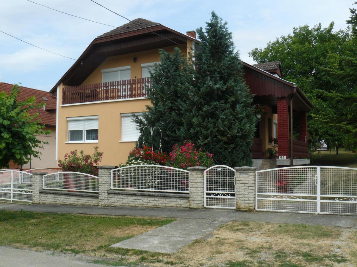 Zsuzsi Apartman Zalakaros Zewnętrze zdjęcie